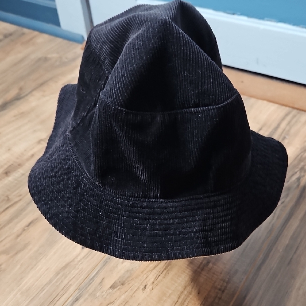 Tommy Hilfiger Vintage Black Corduroy Bucket Hat - Picture 4 of 7